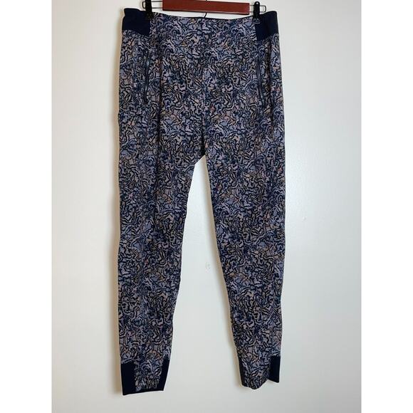 Athleta Trekkie North Jogger Pants - Women's Size 12 - Kinetic Abstract Black - Picture 1 of 12